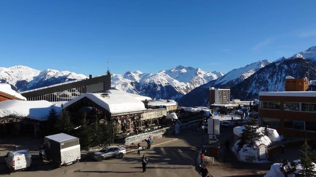 Hotel De La Croisette Courchevel Exterior photo